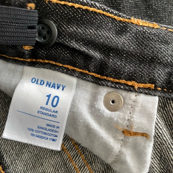 Old Navy boy’s Skinny Jeans - Picture 4 of 5